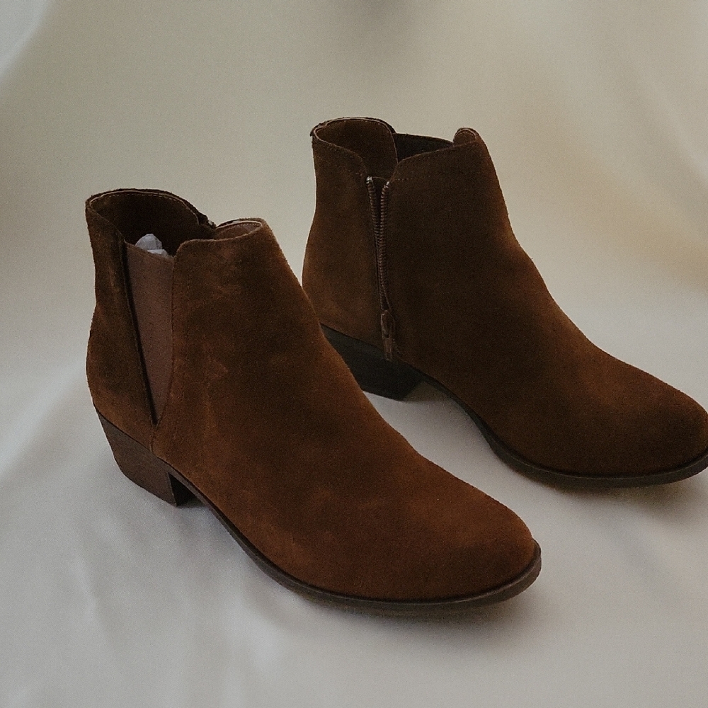 Kensie Brown Ankle Booties with Chic Design